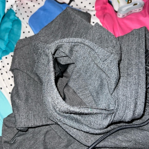 Men’s sz sm sweatpants - Picture 4 of 4